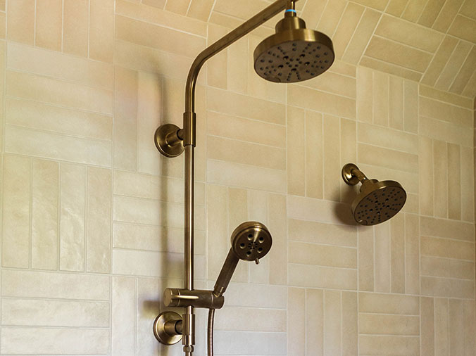 Bronze shower hardward in Kitchen & Bath Sworoom